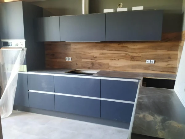 Кам’яна стільниця для кухні з індивідуальним підрізанням_1