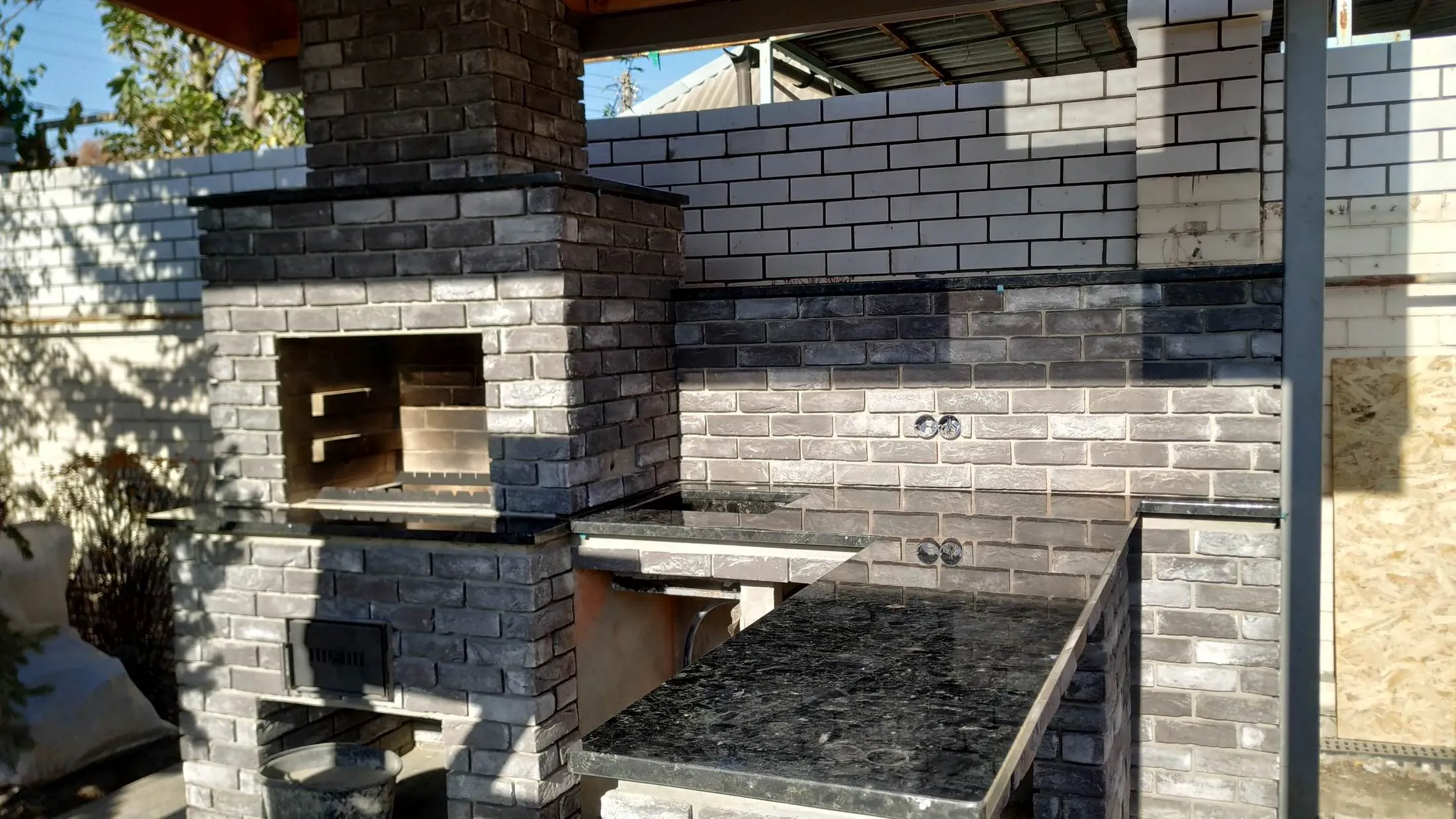 Стільниці для вуличної кухні та барбекю