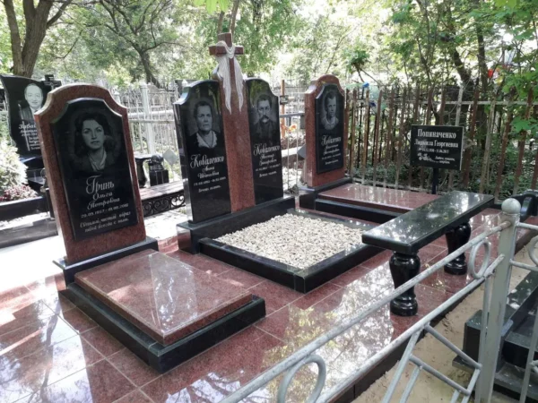 Групові пам’ятники