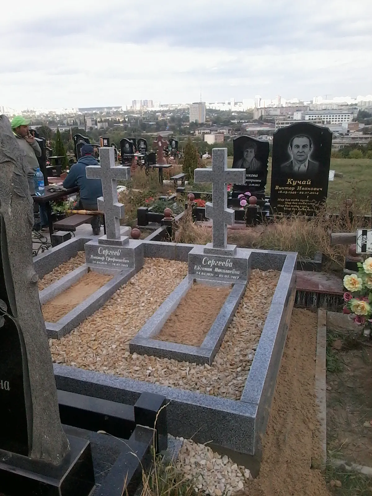 Хрести з каменю